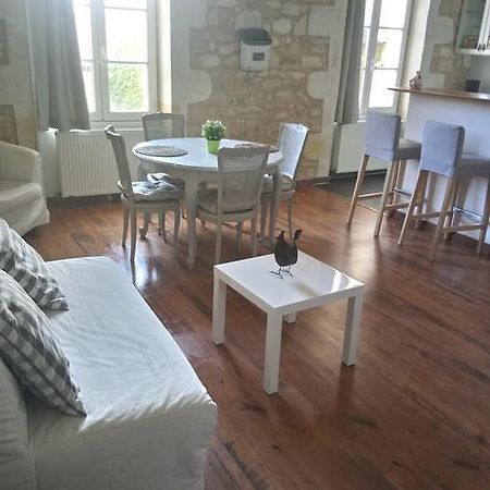 Apartament Entre Estuaire Et Citadelle Blaye Zewnętrze zdjęcie